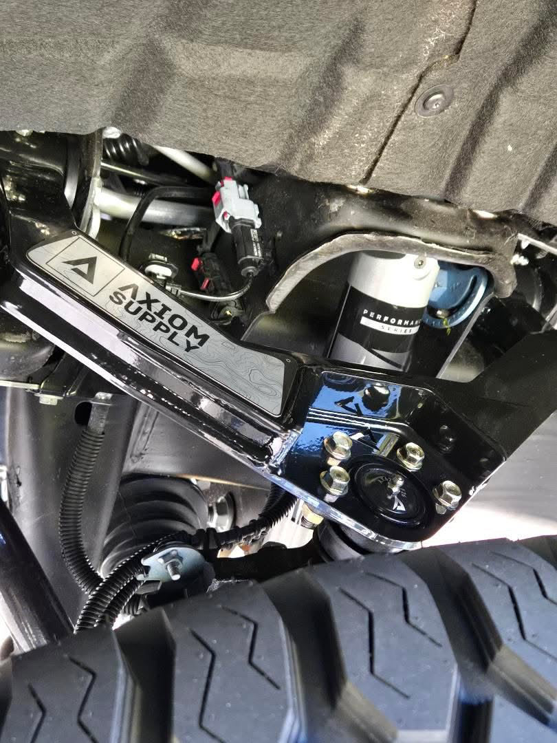 Axiom Supply Stage 3 FOX 2.0" Performance Leveling System GM HD Truck 2500 / 3500 Silverado / Sierra 2001-2010